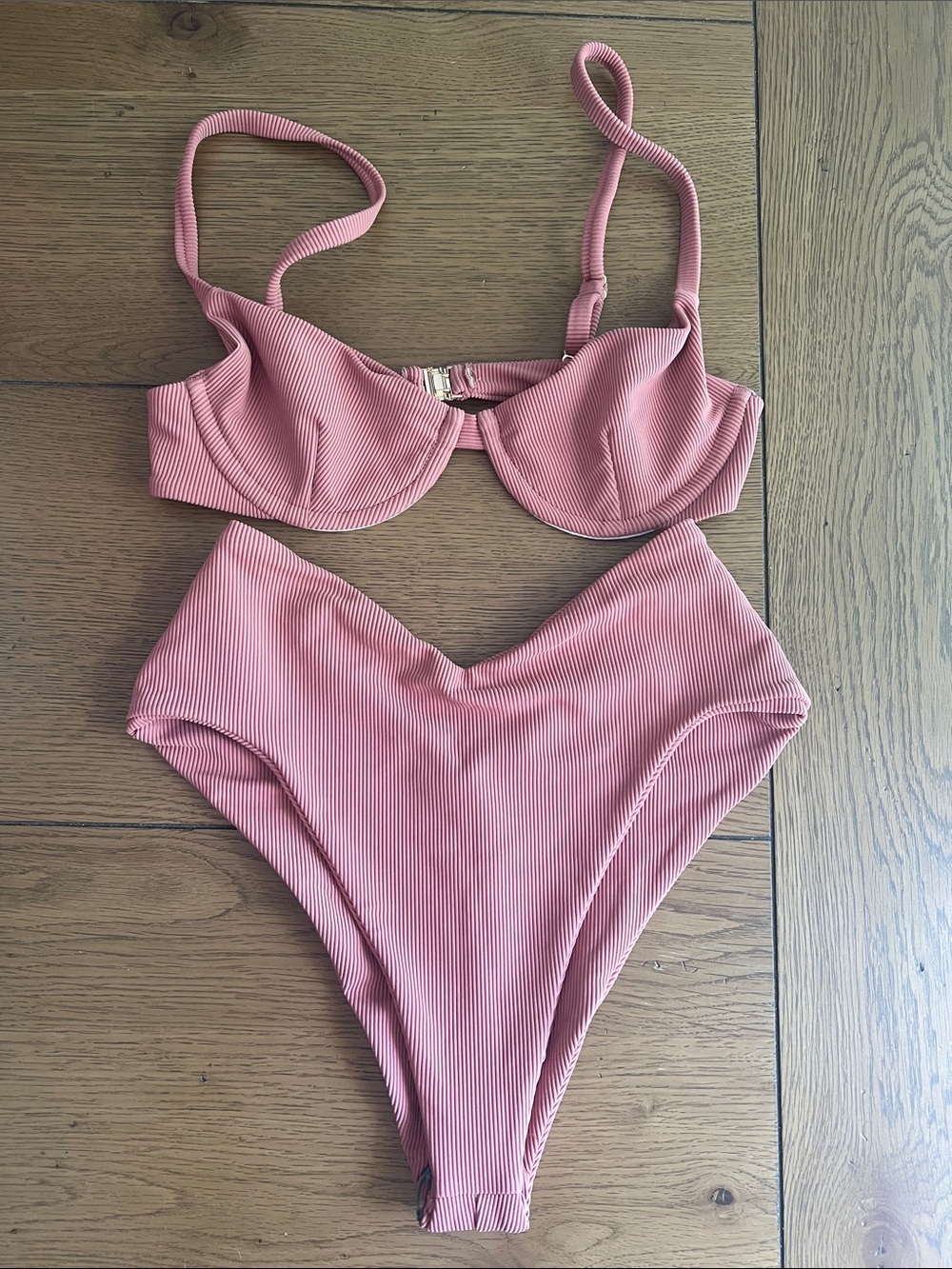 Skatie Ribbed High-Waist Bikini